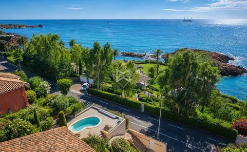 Villa in Le Dramont-Agay-Anthéor-Le Trayas, Saint-Raphaël, Frankreich 1