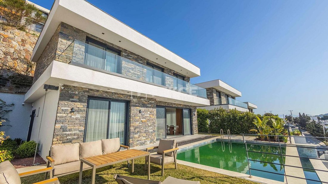 Apartment in Gümüşlük, Muğla, Turkey 2 - 18584189