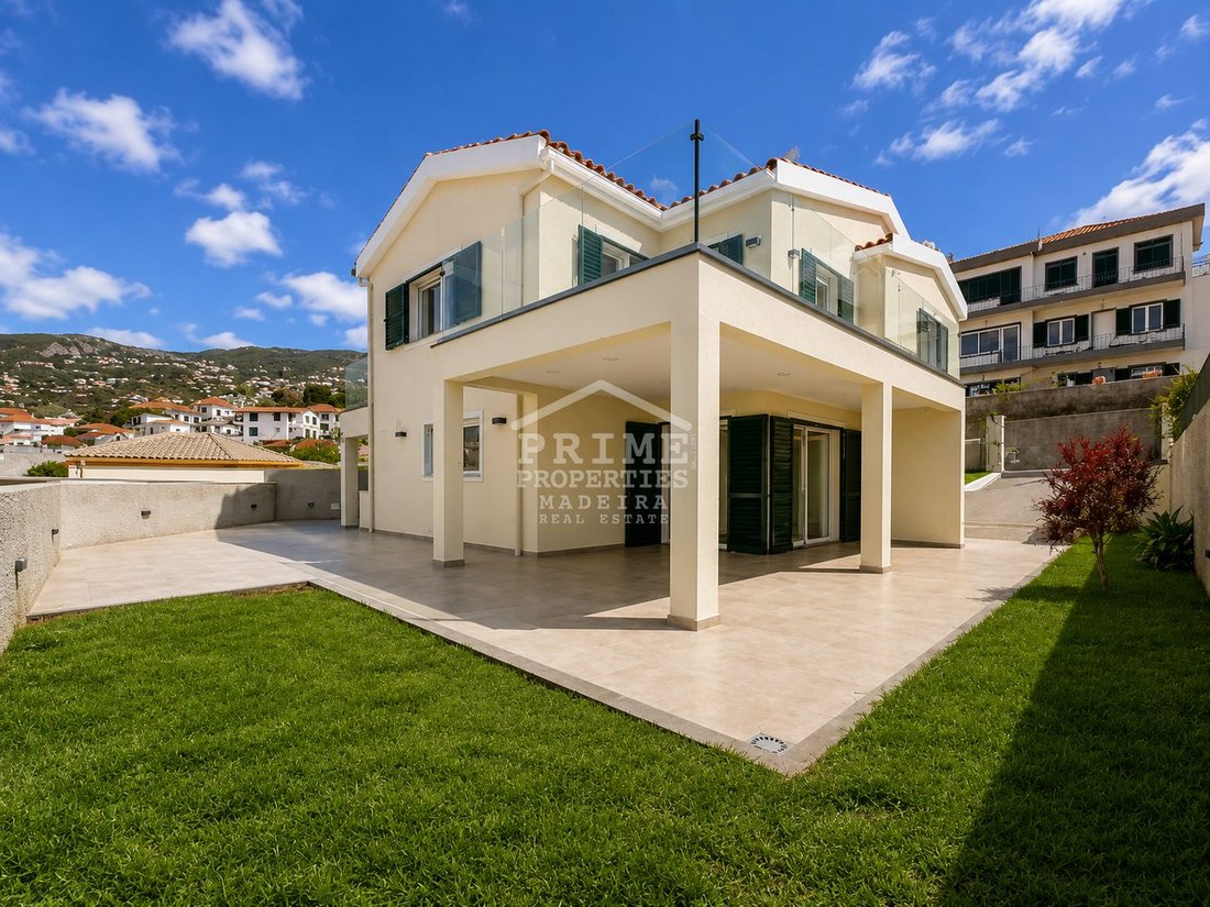 Villa in Santa Maria Maior, Madeira, Portugal 1 - 14947482