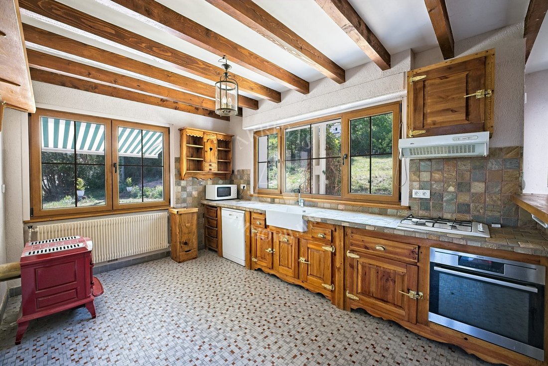 Chalet in Centre, Gex, Frankreich 3 - 18586183
