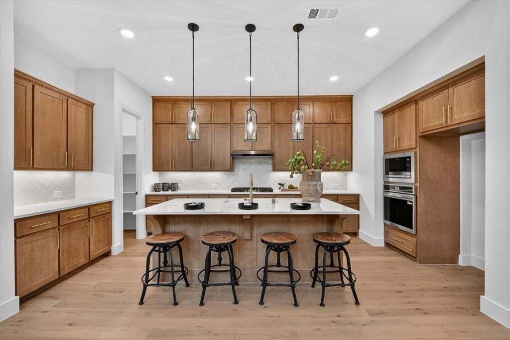 House in Aubrey, Texas, United States 2 - 17234748