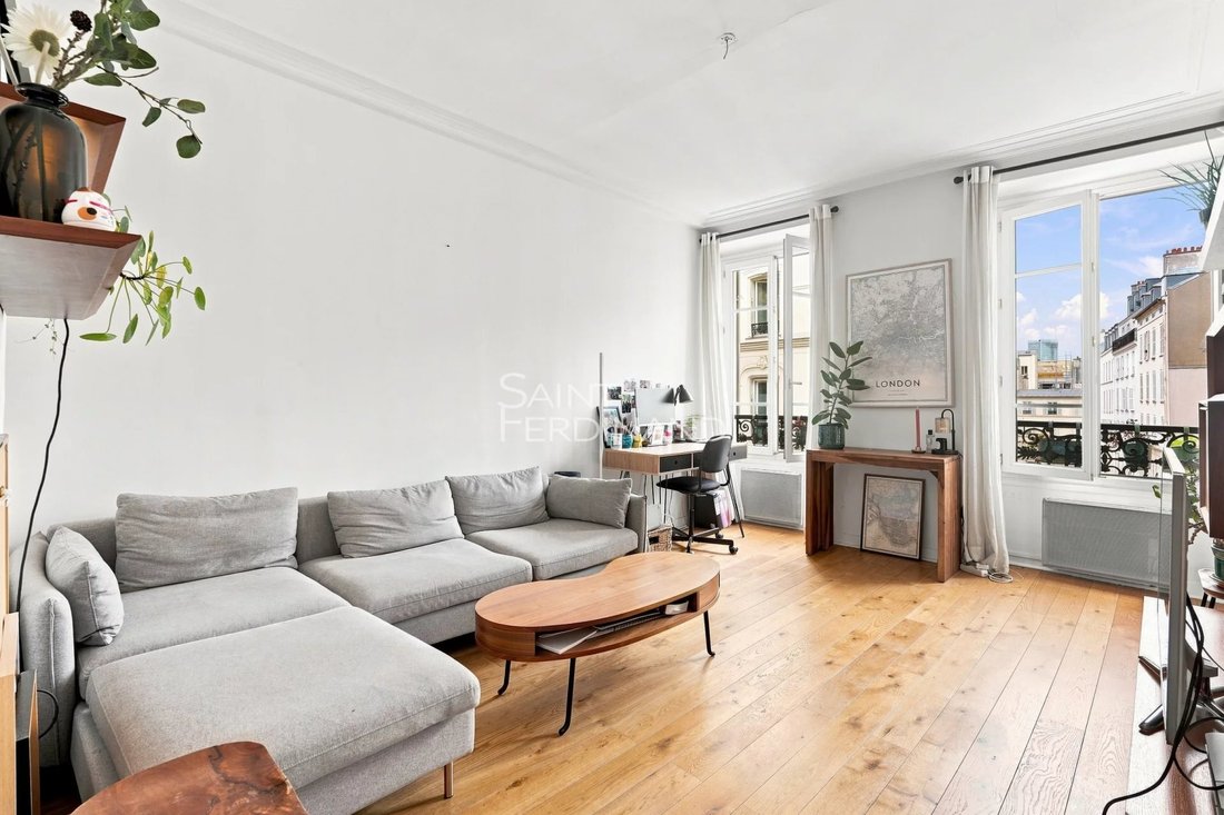 Apartment in La Fourche-Guy Môquet, Paris 17e Arrondissement, Paris 1 - 18582418