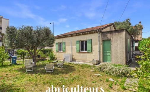 House in Saint Joseph, Cannes, France 1