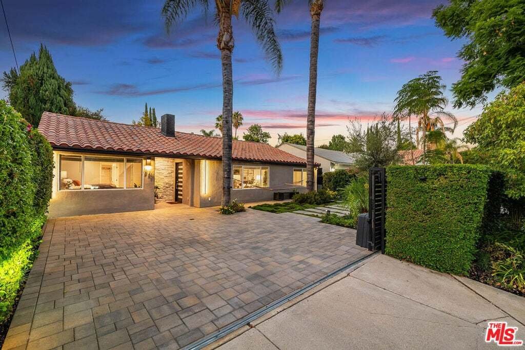 House in Los Angeles, California, United States 3 - 18518468