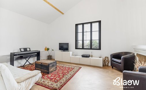 House in Decines-Charpieu, Auvergne-Rhône-Alpes, France 1