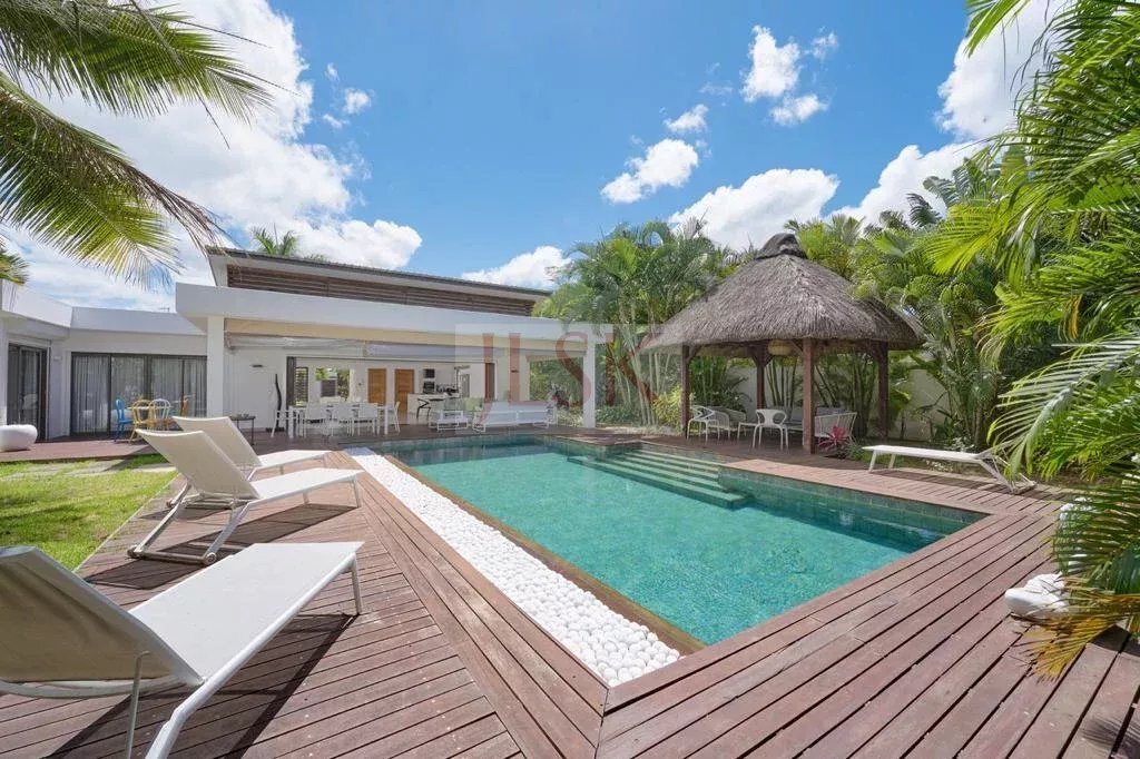 Villa in Grand Baie, Rivière du Rempart District, Mauritius 3 - 13862642