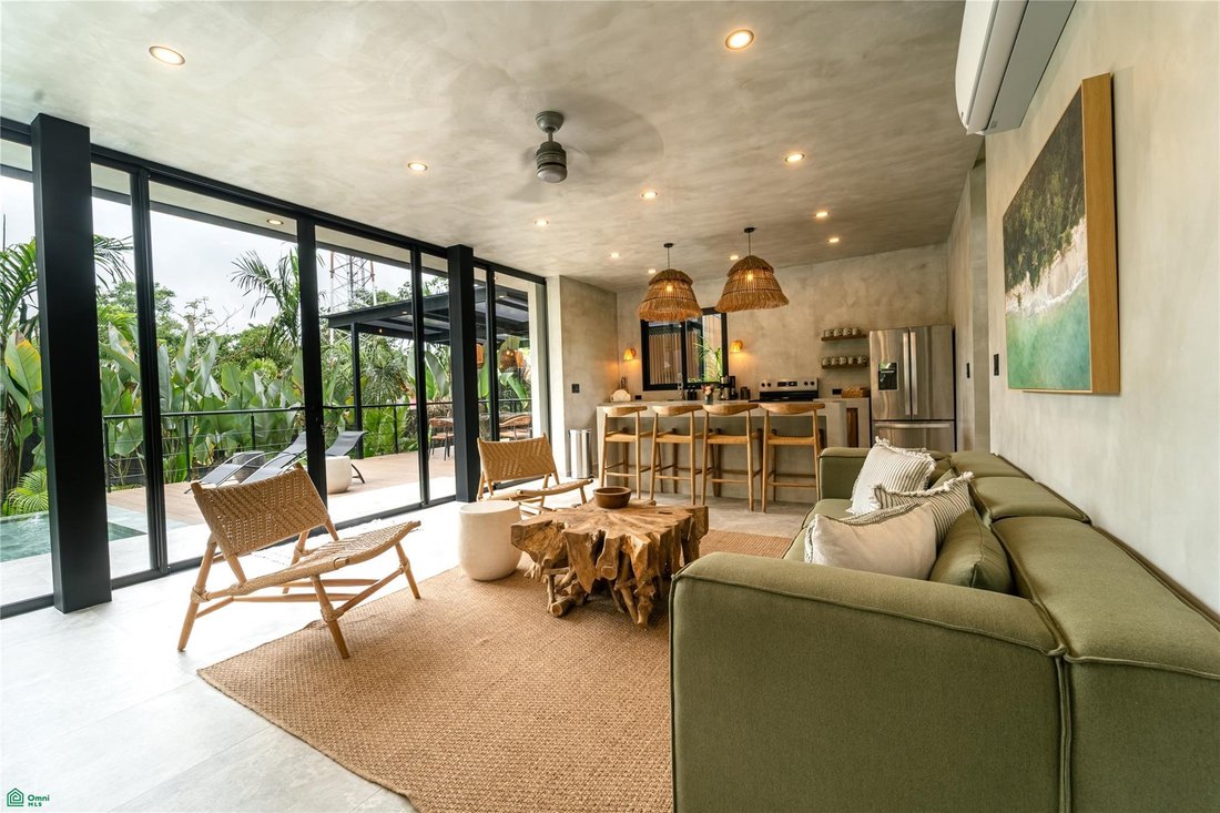 Condo in Quepos, Puntarenas Province, Costa Rica 2 - 17912920
