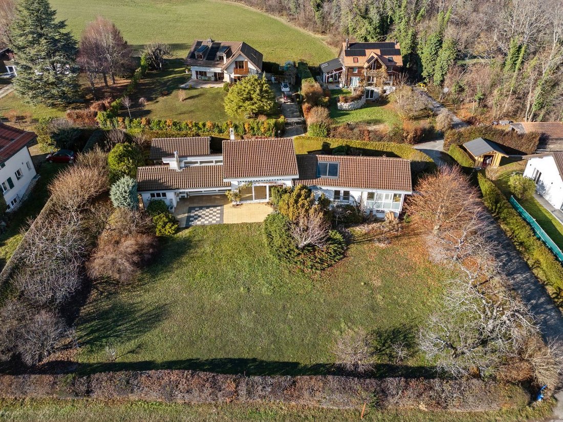 Villa in Genolier, Vaud, Switzerland 2 - 18583403