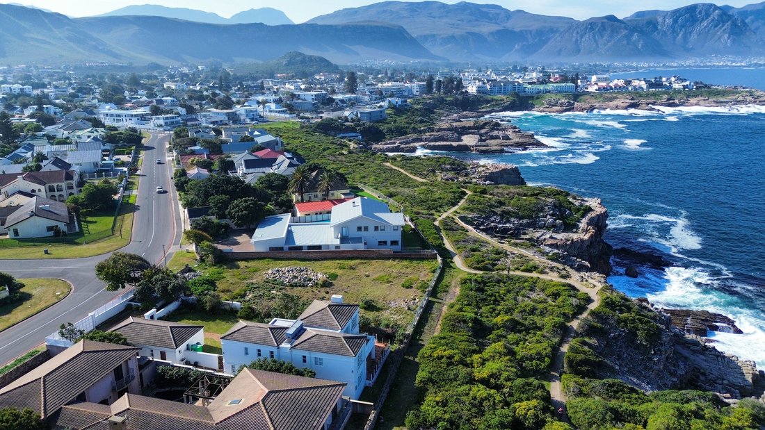 Land in Hermanus, Western Cape, South Africa 5 - 18585336