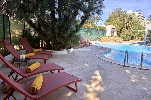 Villa in Sant Jordi de ses Salines, Sant Josep de sa Talaia, Balearic Islands 4 - 10996750