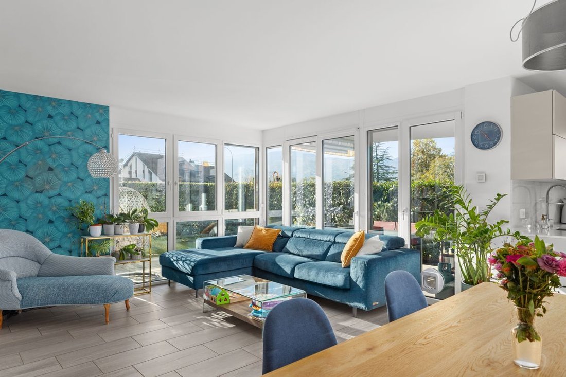 Apartment in Duillier, Vaud, Switzerland 1 - 18583588