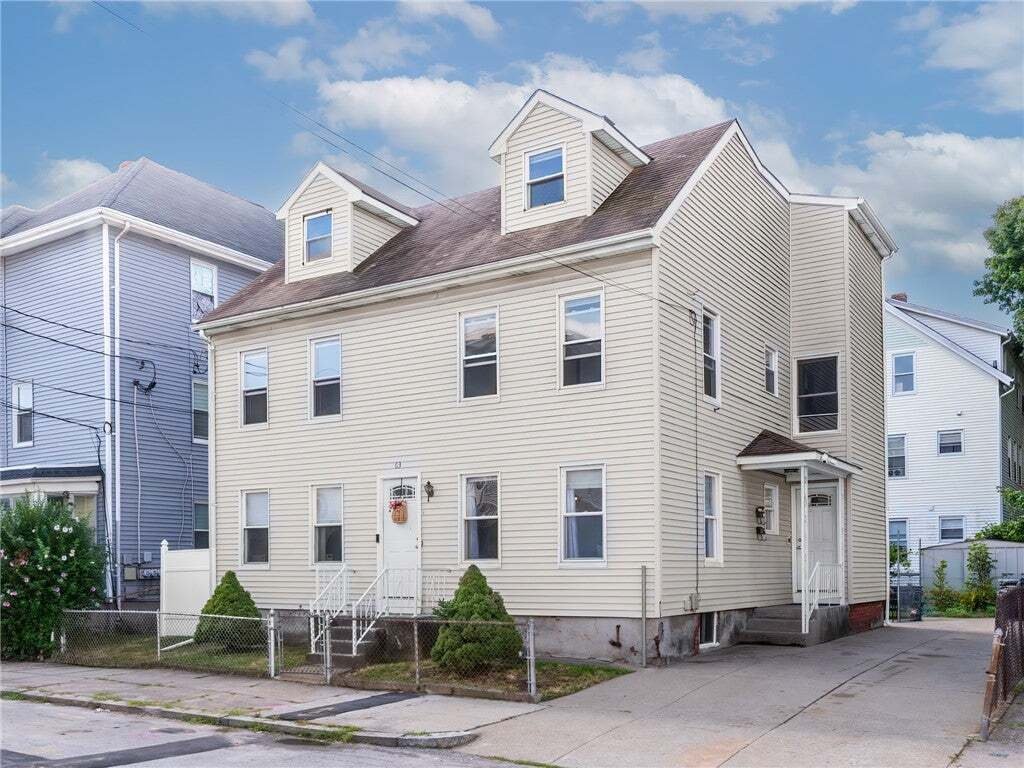 Pawtucket, Rhode Island, United States 3 - 18580979