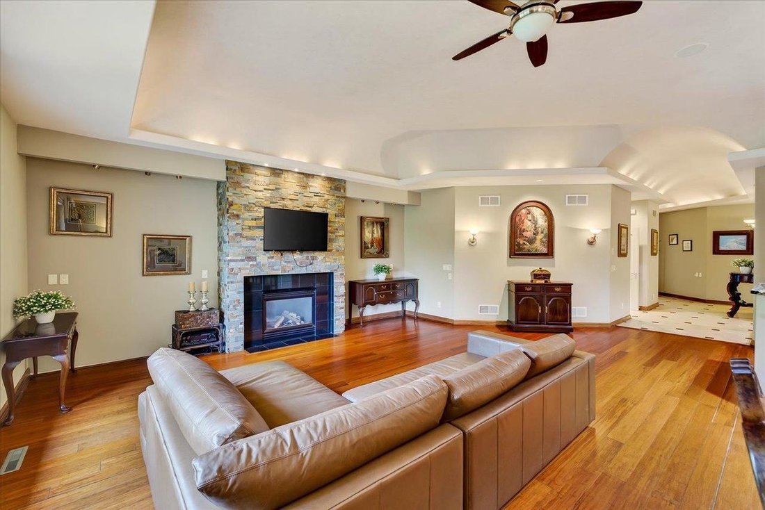 Condo in Madison, Wisconsin, United States 4 - 18584009