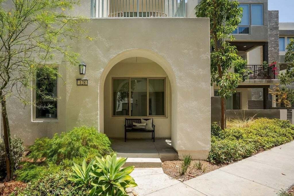 Condo in Irvine, California, United States 3 - 18584581