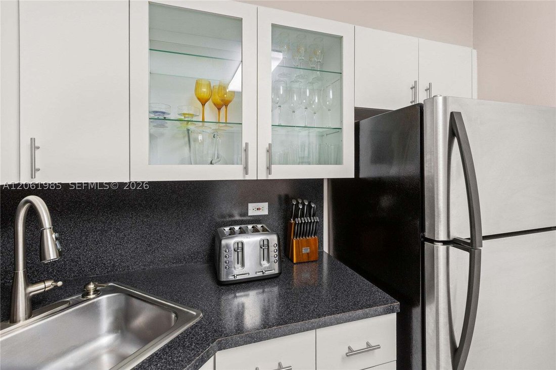 Condo in Miami Beach, Florida, United States 4 - 18584414
