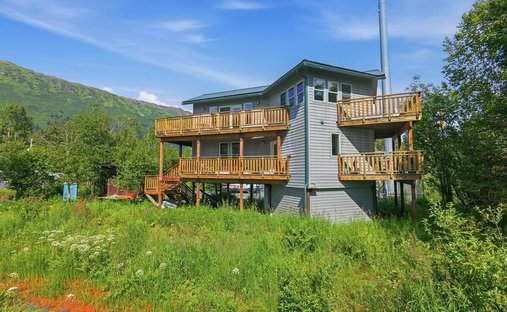 House in Anchorage, Alaska, United States 1