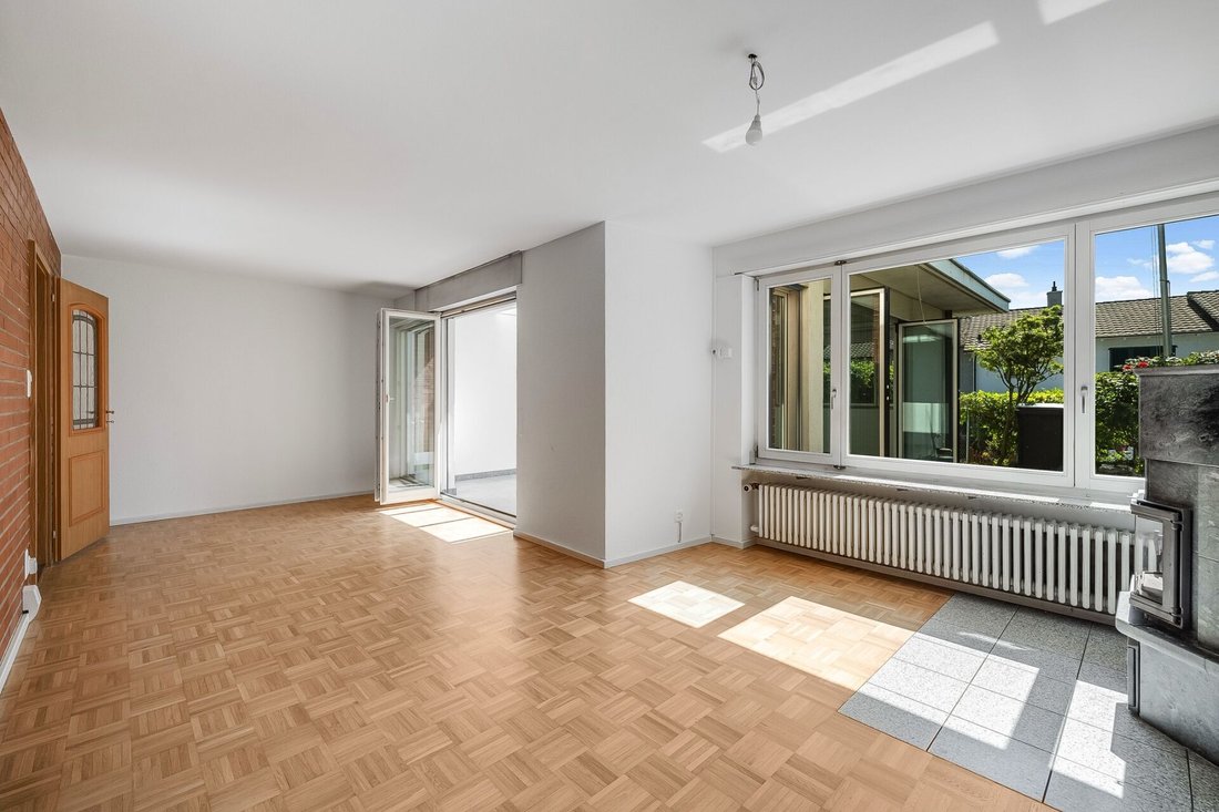 House in Reinach, Basel-Landschaft, Switzerland 2 - 18583274