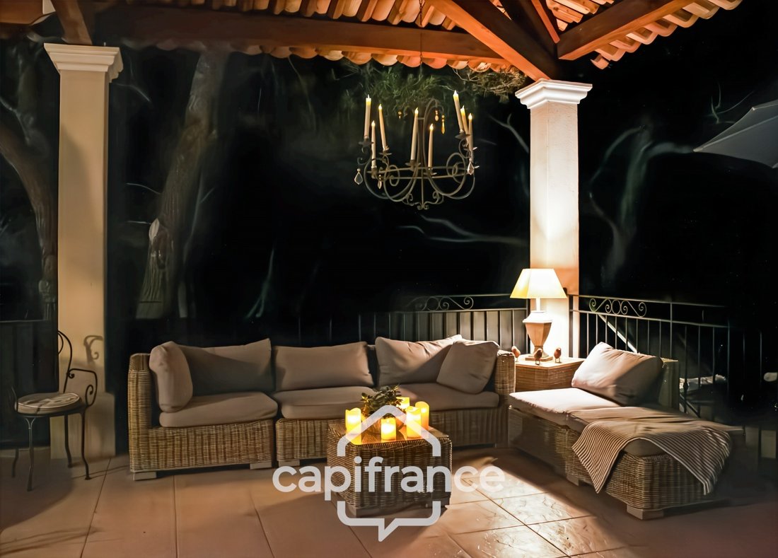 Villa in Mallemort, Provence-Alpes-Côte d'Azur, France 5 - 18582446