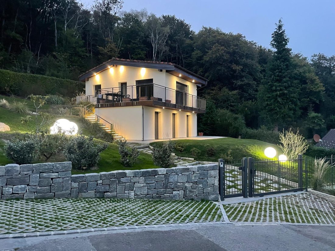 Villa in Lugano, Ticino, Switzerland 1 - 18580615