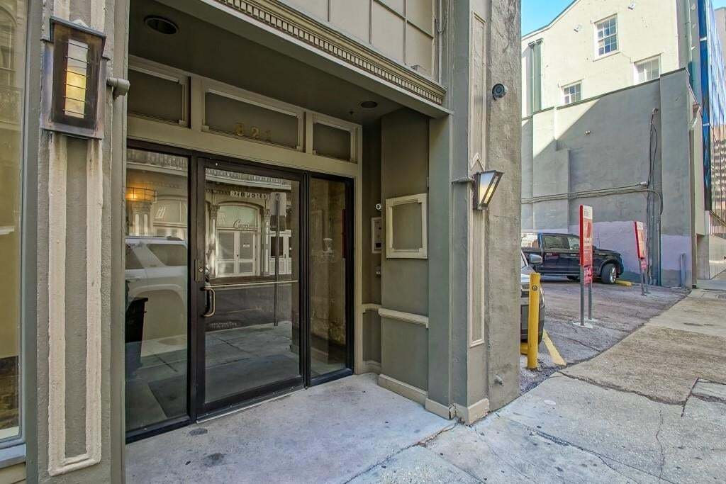 Condo in New Orleans, Louisiana, United States 3 - 18583733