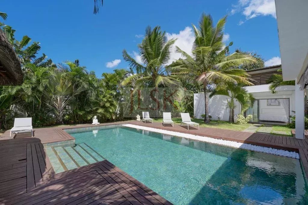 Villa in Grand Baie, Rivière du Rempart District, Mauritius 2 - 13862642