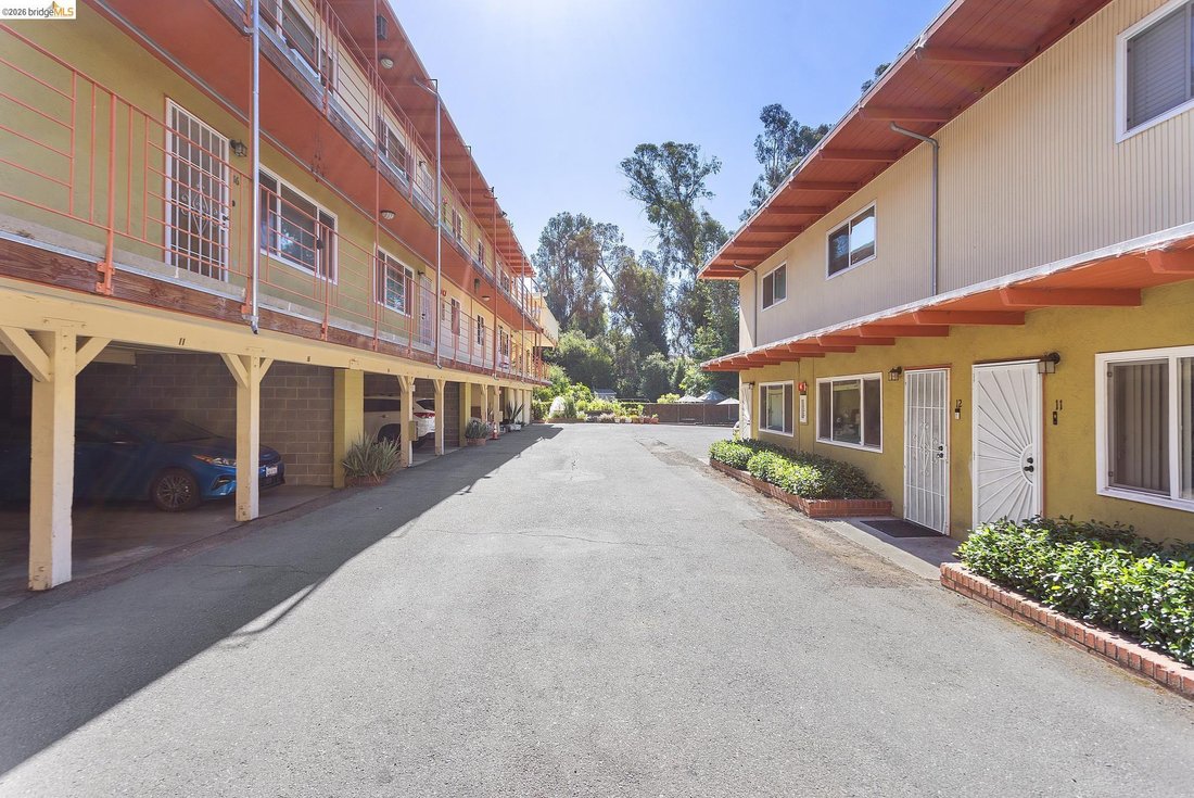 San Leandro, California, United States 5 - 18584339