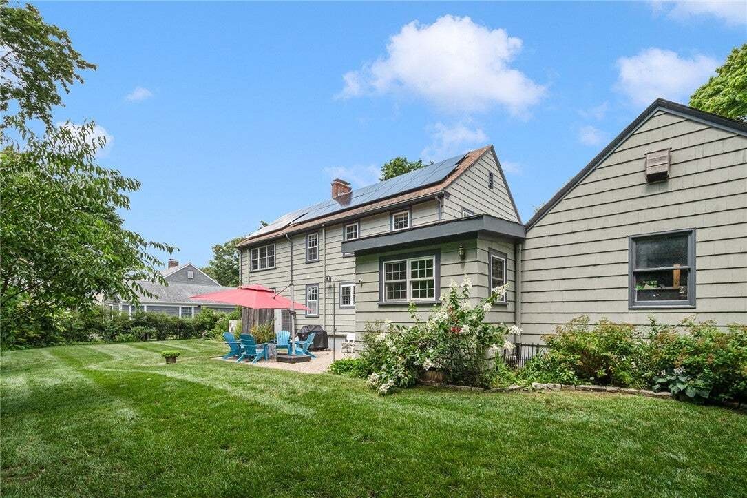 House in Barrington, Rhode Island, United States 2 - 18583861