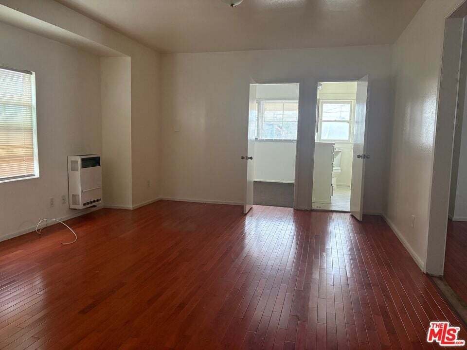 Los Angeles, California, United States 5 - 18584021