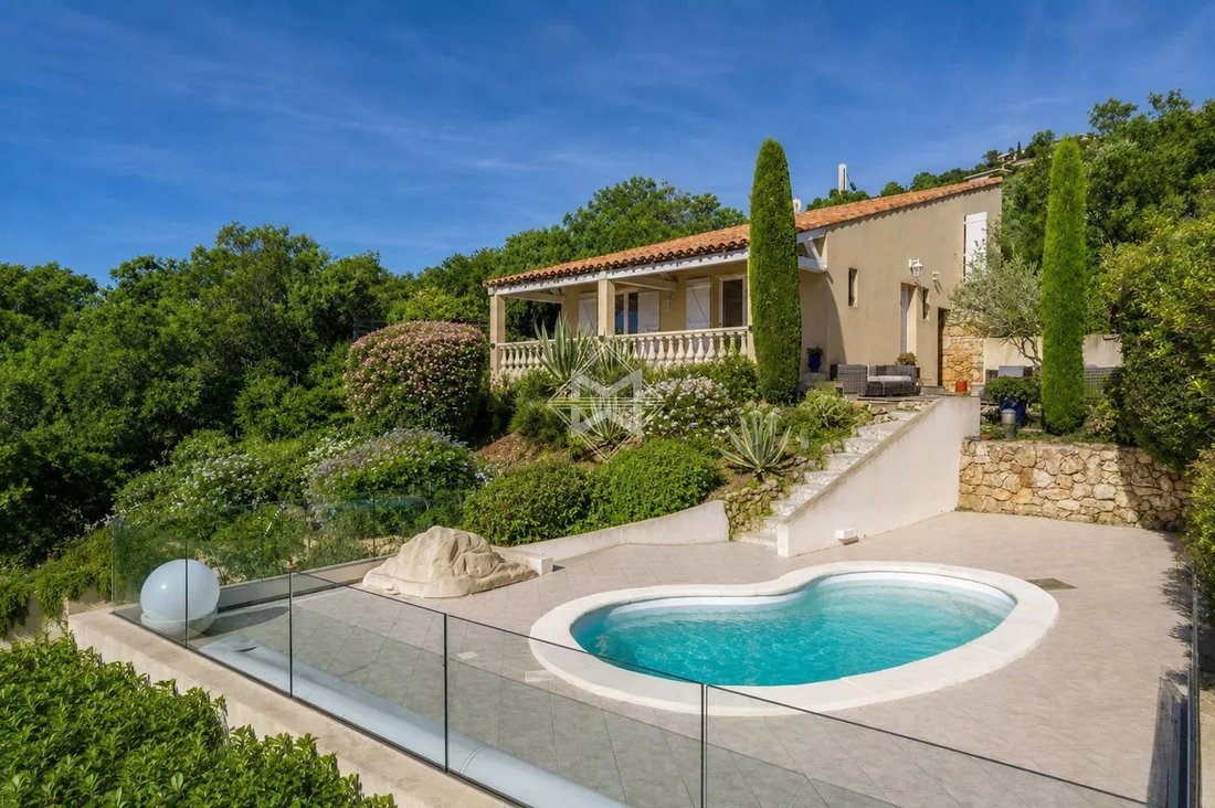 Villa in Le Dramont-Agay-Anthéor-Le Trayas, Saint-Raphaël, France 2 - 14885912
