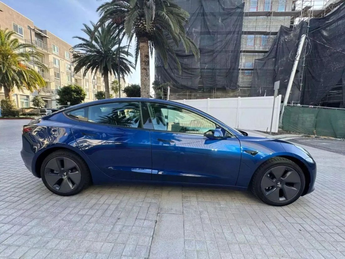 Sedan in Riverside, CA, United States 5 - 18582181