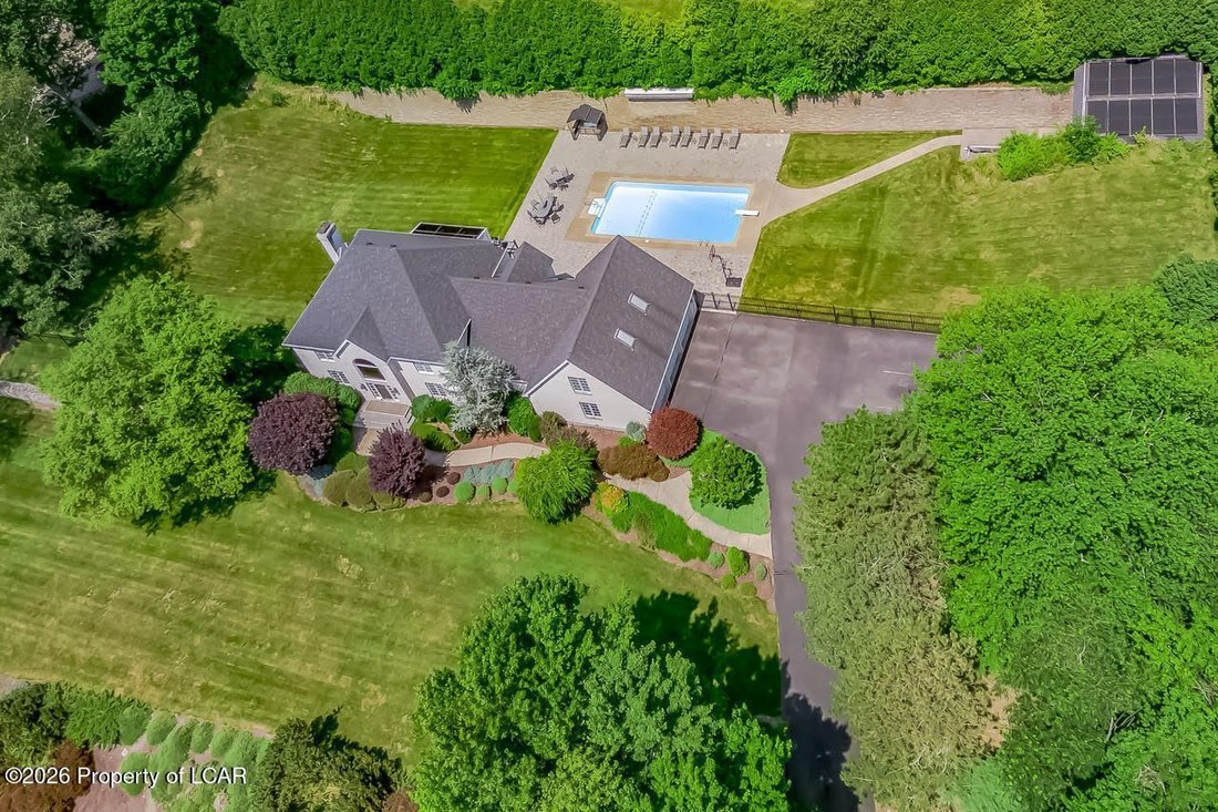 House in Shavertown, Pennsylvania, United States 4 - 18586019