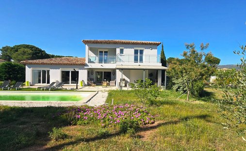 Villa in La Motte, Provence-Alpes-Côte d'Azur, France 1