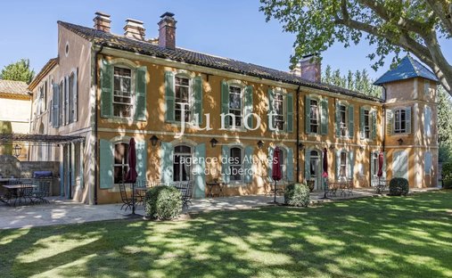 Maison à Arles, Provence-Alpes-Côte d'Azur, France 1