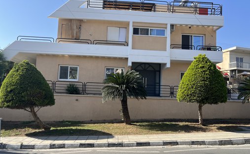 House in Agios Athanasios, Limassol, Cyprus 1