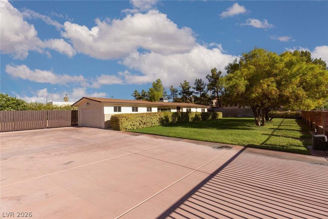 House in Las Vegas, Nevada, United States 4 - 18583814