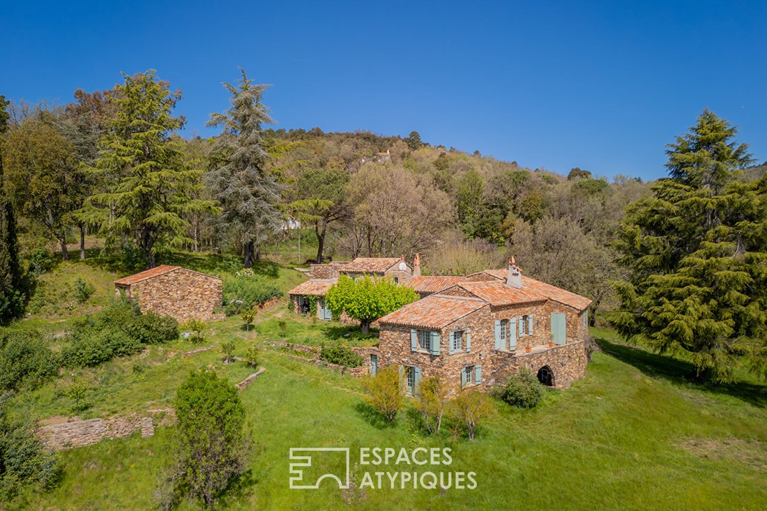 Villa à La Garde-Freinet, Provence-Alpes-Côte d'Azur, France 1 - 18585610