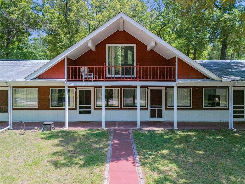 Flippin, Arkansas, United States 5 - 18583682