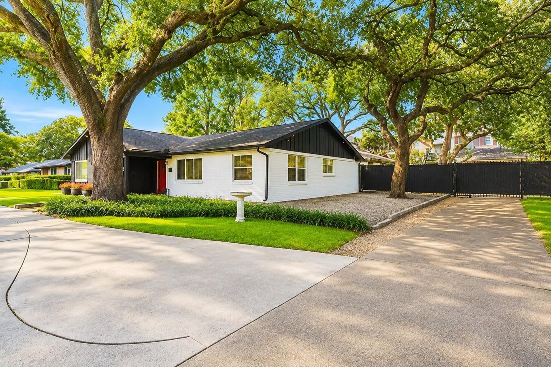 House in Houston, Texas, United States 2 - 18552875
