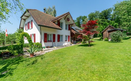Haus in Rüfenach, Aargau, Schweiz 1