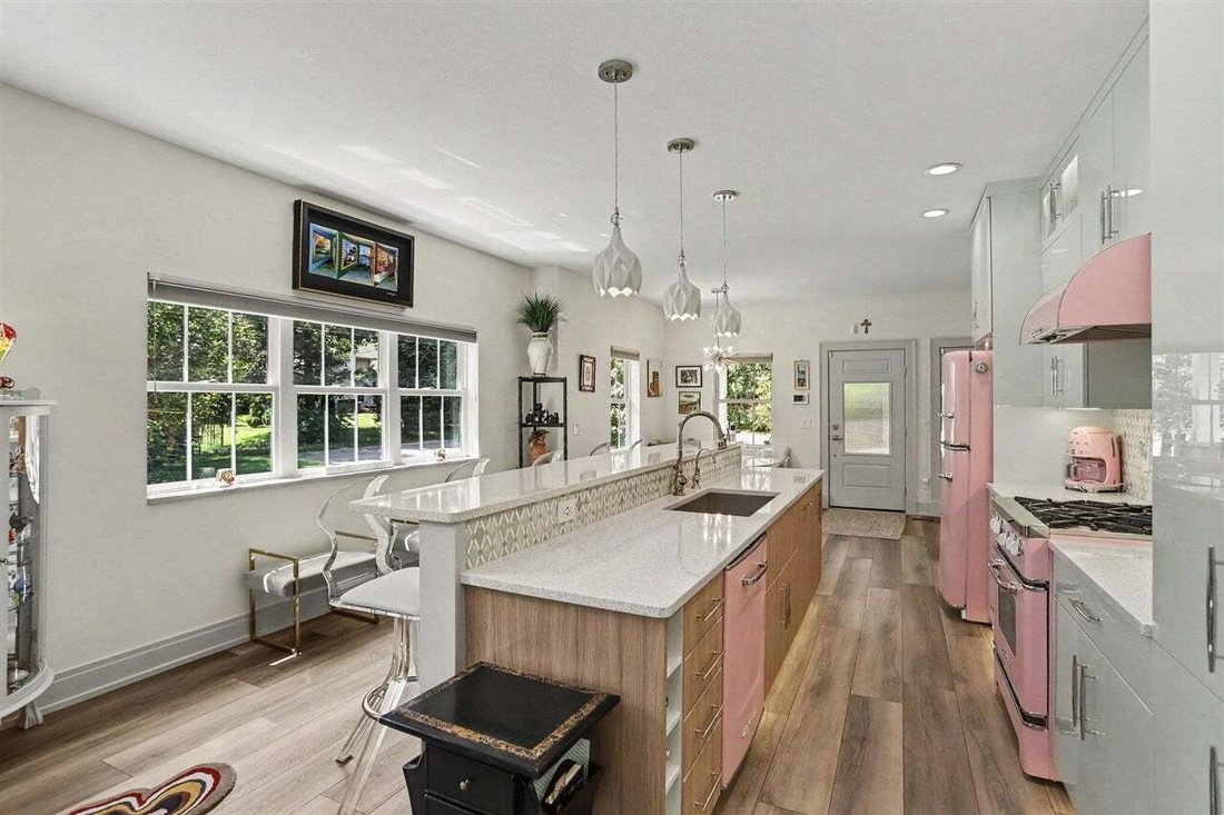 Condo in Kalamazoo, Michigan, United States 5 - 18583769