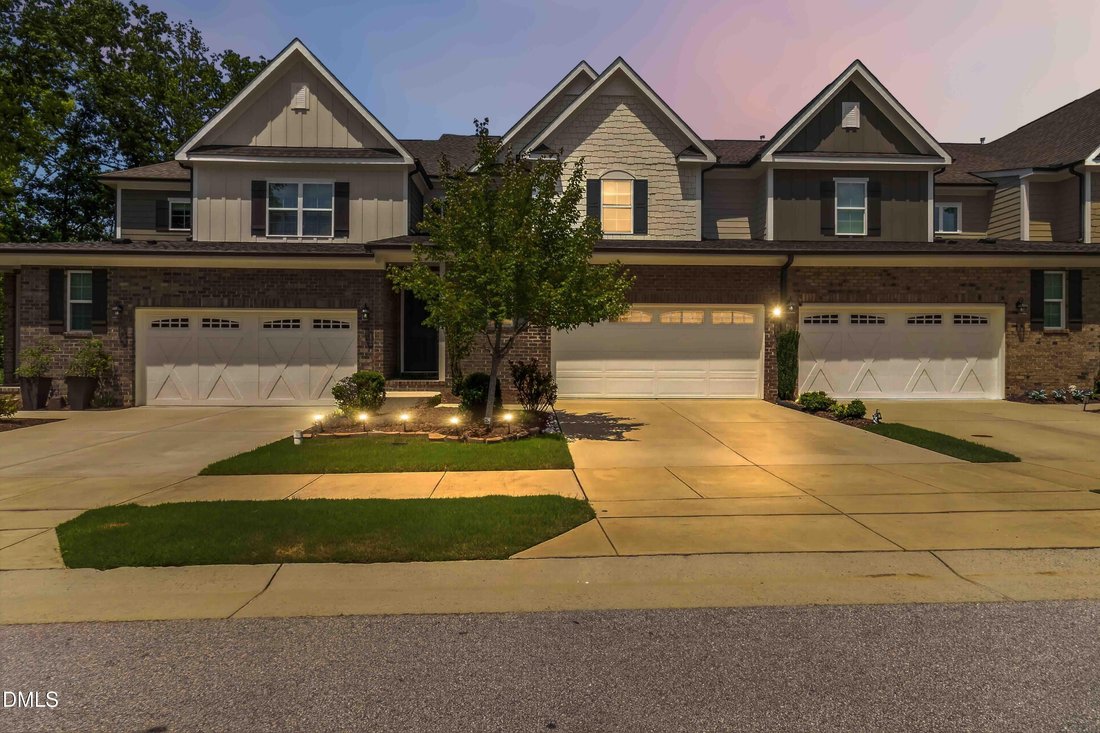 Townhouse in Apex, North Carolina, United States 2 - 18565697
