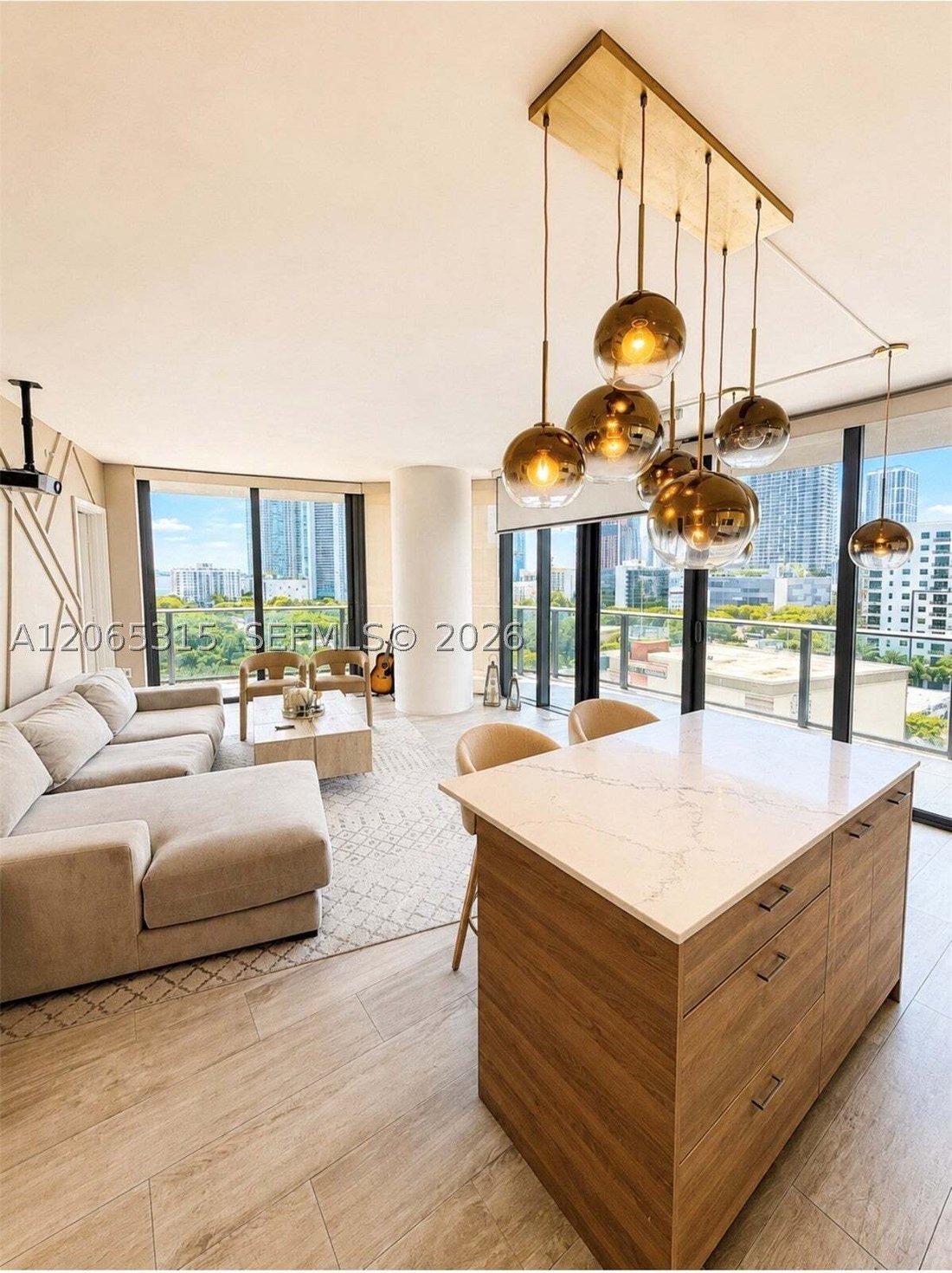 Condo in Miami, Florida, United States 4 - 18584419
