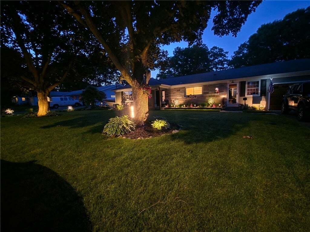 House in Warwick, Rhode Island, United States 2 - 18583854