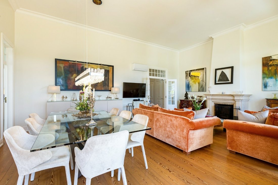 Apartment in Estoril, Cascais e Estoril, Lisbon 4 - 18582356