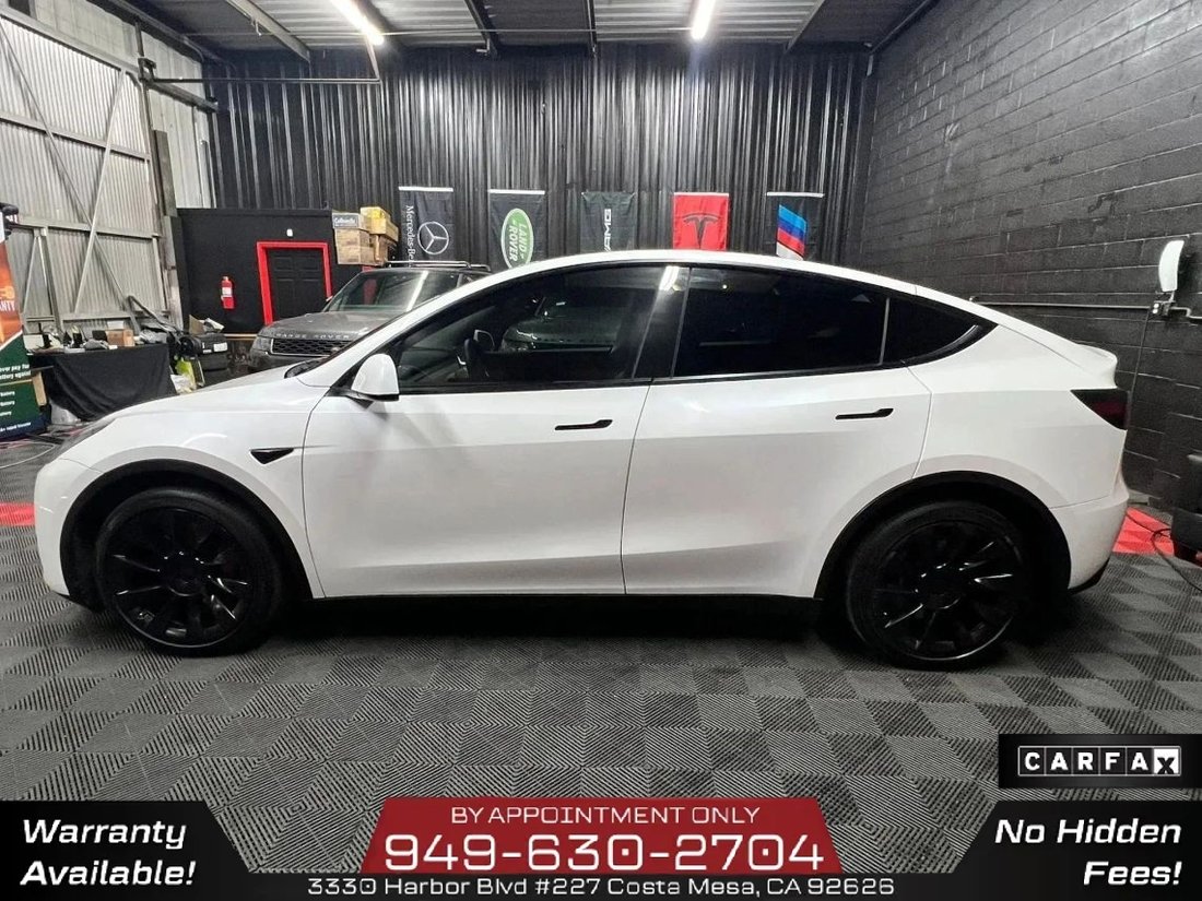 Suv in Costa Mesa, CA, United States 5 - 18397350