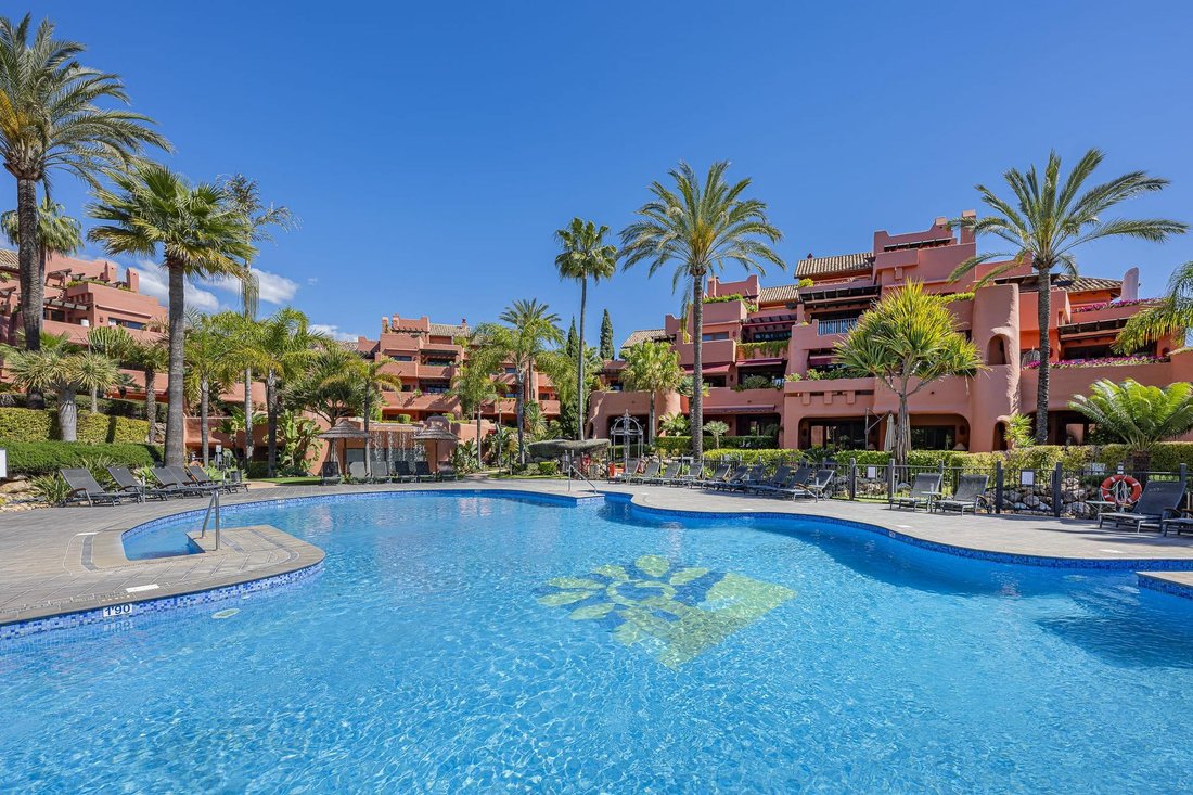 Apartment in Estepona, Andalusia, Spain 1 - 18581984