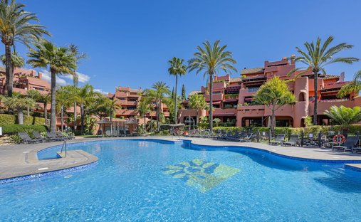 Penthouse in Estepona, Andalusia, Spain 1