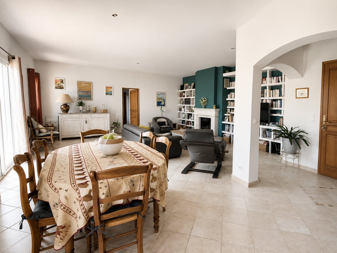 Villa in Tourrettes-sur-Loup, Provence-Alpes-Côte d'Azur, France 4 - 18585227