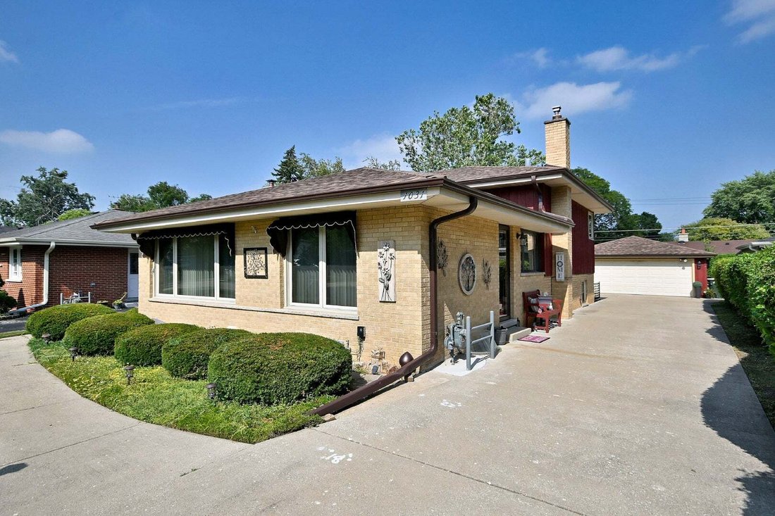 House in Arlington Heights, Illinois, United States 3 - 18584553