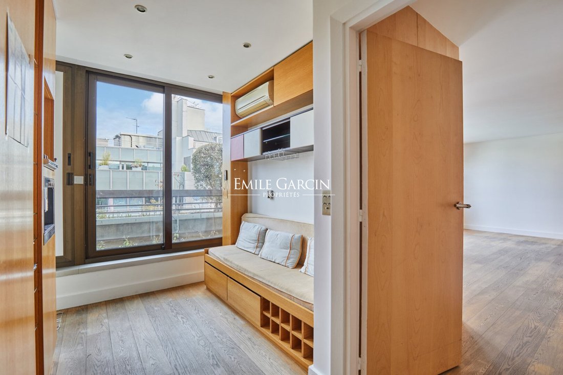 Apartment in Saint Philippe du Roule, Paris 8e Arrondissement, Paris 4 - 18585556
